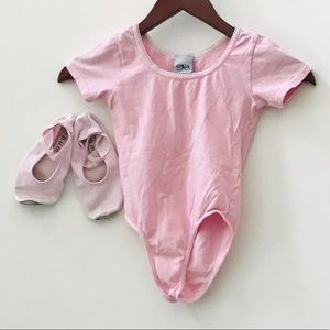 Athletic Works tutu + ballerina pointe shoes